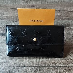 Louis Vuitton - Long Wallet